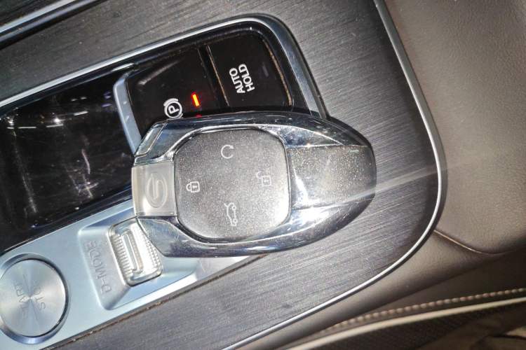 Used GAC Trumpchi GS8 2022 Linghang Series 2.0 TGDI Two-Wheel-Drive Luxury Smart Connectivity Version (7 Seats)