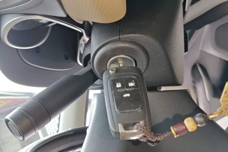 Used Chevrolet Monza 2020 320 Automatic Enjoyment Edition