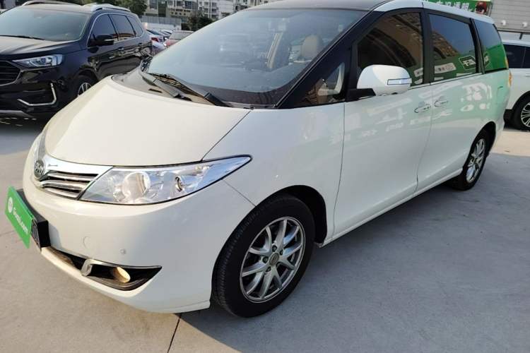 Used BYD M6 2015 2.4L Automatic Prestige Edition