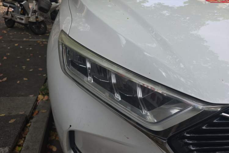 Used CHANGAN OSHAN X7 2021 1.5T Manual Comfort Model Right Front Headlight