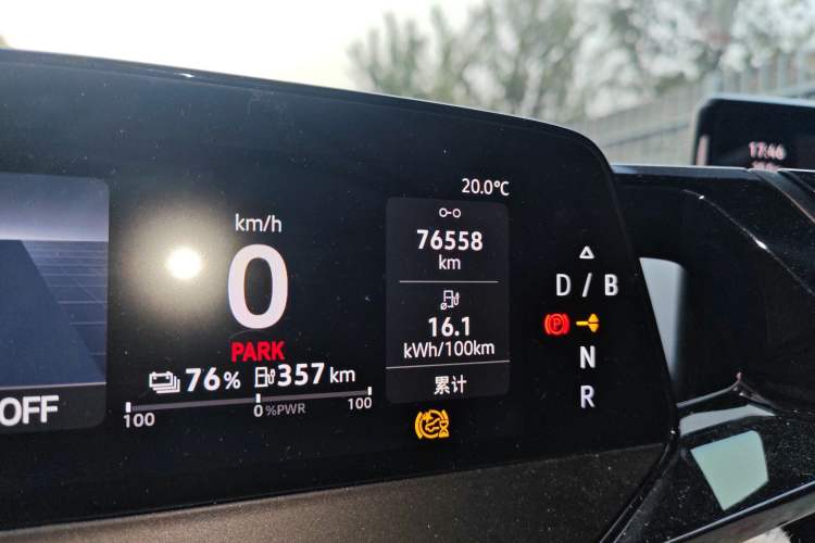 Used Volkswagen ID.4 X 2021 Pro Smart Long-Range Edition Odometer Close Up