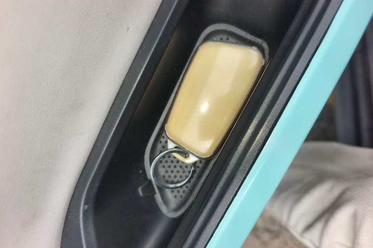 Used Chery Little Ant 2021 200 000-Yuan Ant Fan Edition Talent Version NMC Battery 408 km续航
