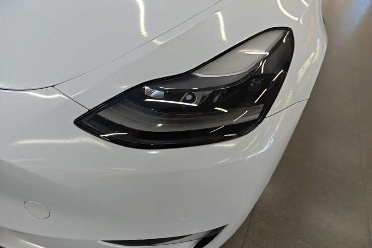 Used Tesla Model Y 2021 Standard Range Rear-Wheel Drive Version
