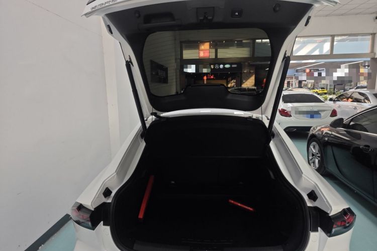 Used CHANGAN UNI-V 2024 1.5T Prestige Edition
