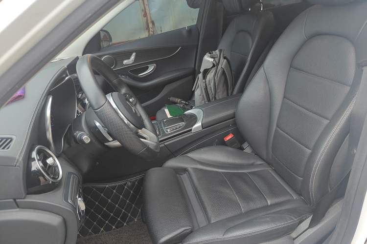 Used Mercedes-Benz C-Class 2021 C 200 L Fashion Edition Sport Version Left Front Seat