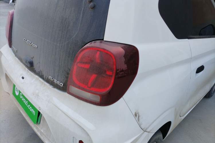 Used Roewe Clever 2022 311km QiQi BoBo Edition Right Rear Taillight