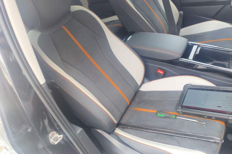 Used Volkswagen ID.6 CROZZ 2022 Long-Range PRO Edition