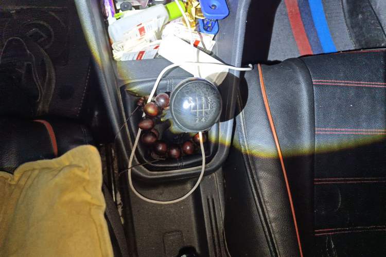 Used Volkswagen Santana 2016 1.6L Manual Fashion Edition Gear Lever