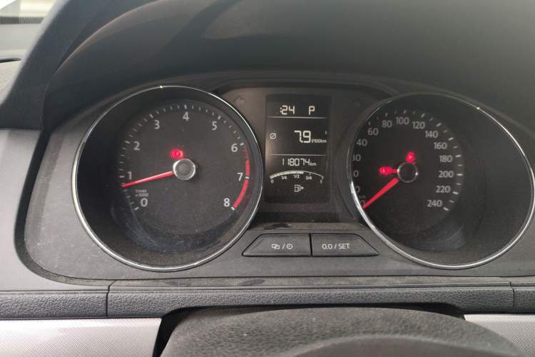 Used Volkswagen Lavida 2015 1.6L Automatic Comfort Edition