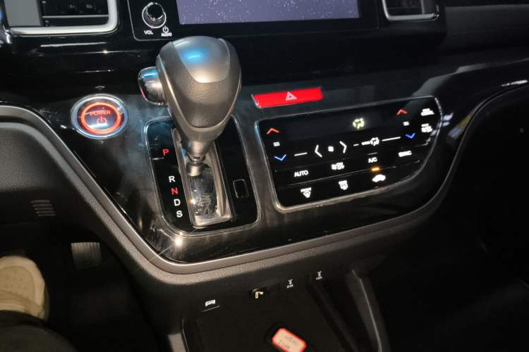 Used Honda Elysion 2019 2.0L Hybrid Luxury Edition
