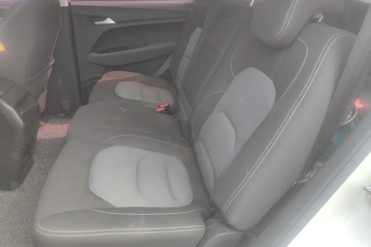 Used Baojun 530 2019 1.5T Manual Comfort Version 7 Seats China V Emission Standard
