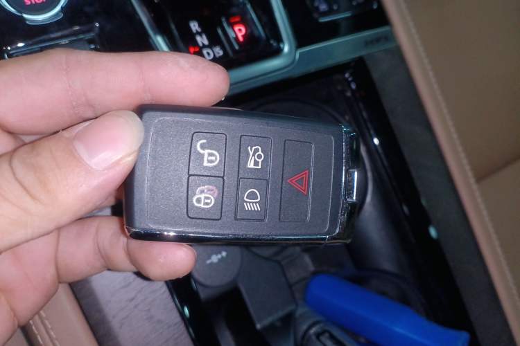 Used Jaguar XFL 2024 2.0T P250 Two-Wheel Drive Prestige Luxury Edition