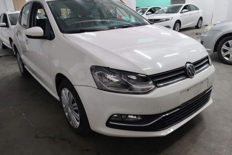 Used Volkswagen Polo 2016 1.6L Automatic Comfort Model