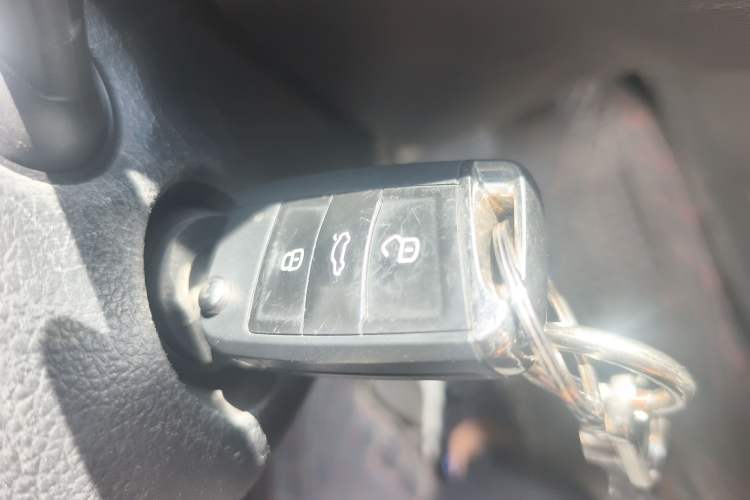 Used Volkswagen Lavida 2018 1.5L Automatic Comfort Edition China V Standard Vehicle Key