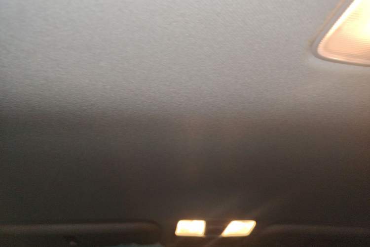 Used Hyundai Elantra (5th Generation / Langdong) 2016 1.6L Automatic Smart Version