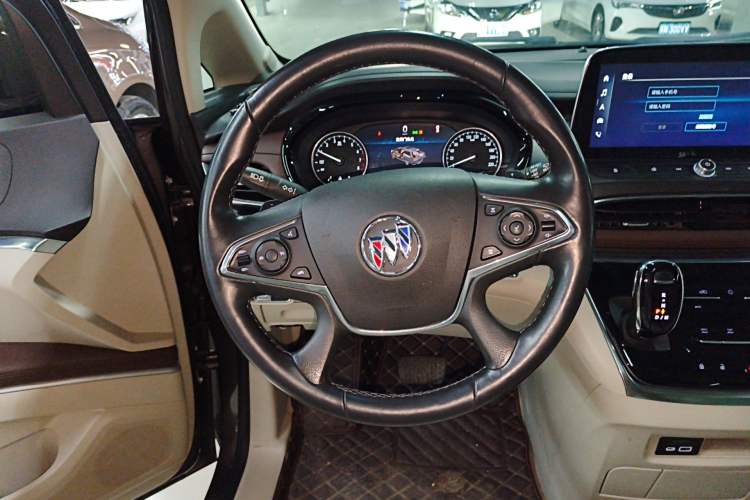 Used Buick GL8 2023 Land Executive Class 652T Luxury Model