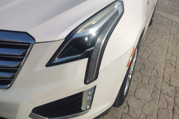 Used Cadillac XT5 2016 25T Luxury Model
