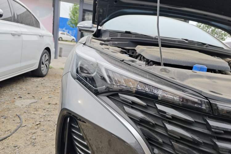 Used CHANGAN Eado 2023 Changan Edition PLUS Blue Whale NE 1.4T GDI DCT Prestige Version
