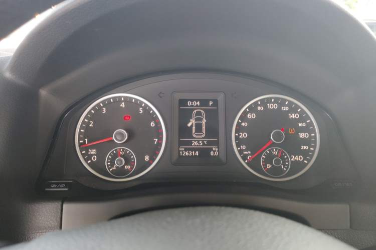 Used Volkswagen Tiguan 2015 1.8TSI Automatic Two-Wheel Drive Trend Edition Instrument Cluster