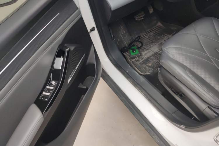 Used Geely Galaxy L6 2025 EM-i 140km Starship Edition
