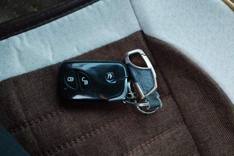 Used BYD S6 2014 1.5TI Manual Luxury 5-Seater Vehicle Key