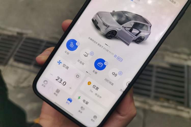 Used Hima AITO M8 2025 Extended-Range Ultra Version 53.4 kWh 5-Seater Edition