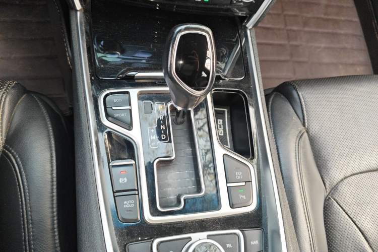 Used Geely Auto Emgrand GT 2015 1.8T Flagship Model
