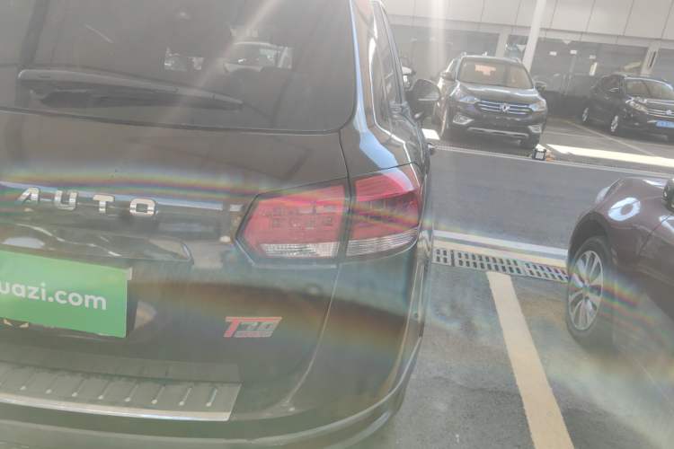 Used Yema T70 2016 1.8T CVT Elegant Model
