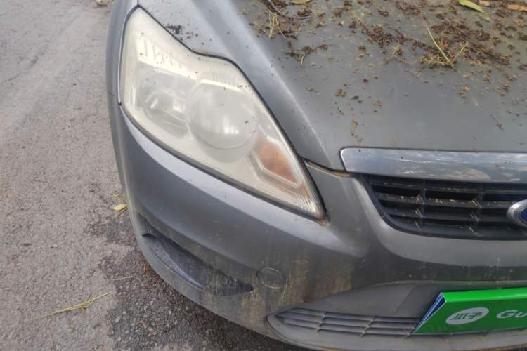 Used Ford Focus 2012 Sedan Classic 1.8L Automatic Base Model Right Front Headlight