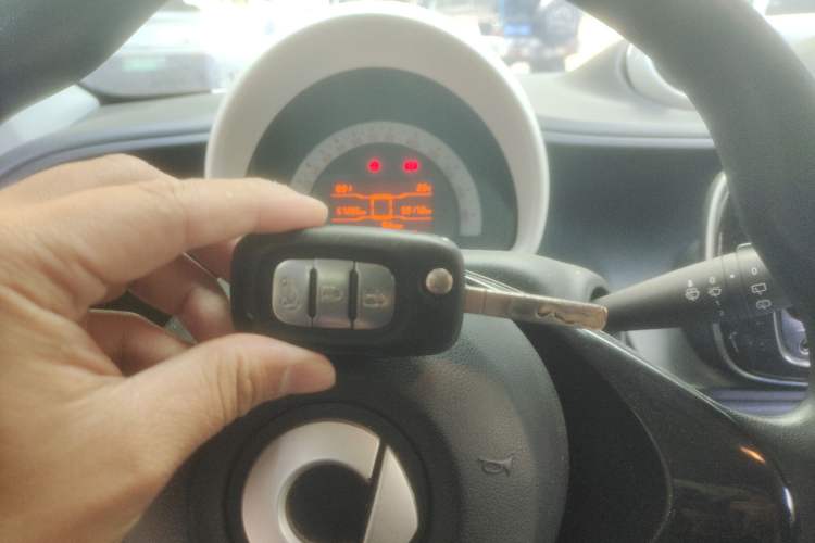 Used smart forfour 2018 1.0L 52 kW Dynamic Edition
