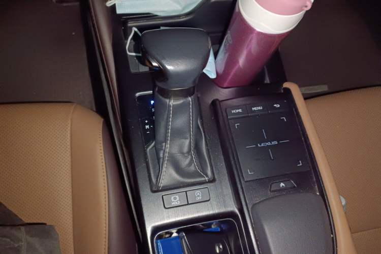 Used Lexus ES 2018 200 Excellence Edition China VI Standard
