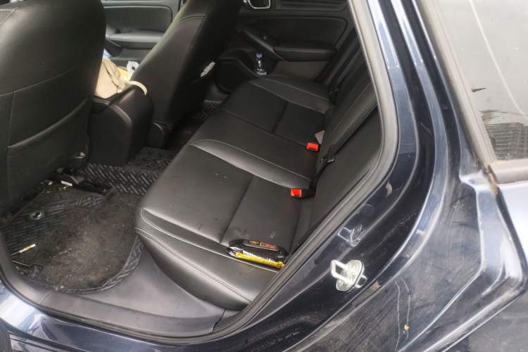 Used Honda Civic 2023 240TURBO CVT Dynamic · Center Stage Special Edition Left Rear Seat