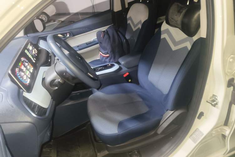 Used CHANGAN Benni E-Star 2022 Qingxin Edition Colorful Model Lithium Iron Phosphate
