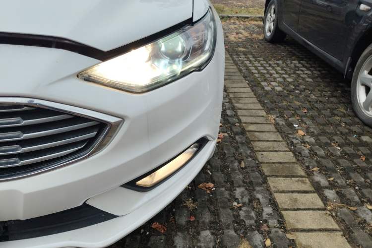 Used Ford Mondeo 2017 EcoBoost 180 Stylish Model
