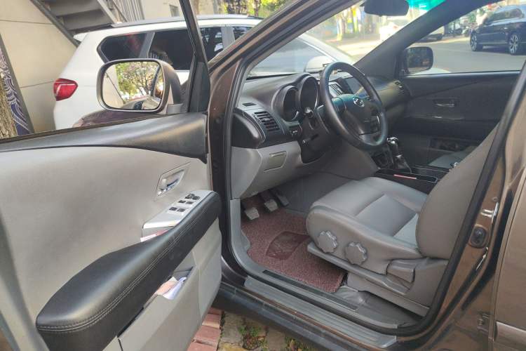 Used Huanghai Qisheng V3 2011 2.0L Ultra-Luxury Version
