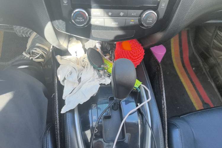 Used Nissan X-Trail 2014 2.0L CVT Comfort Edition 2WD
