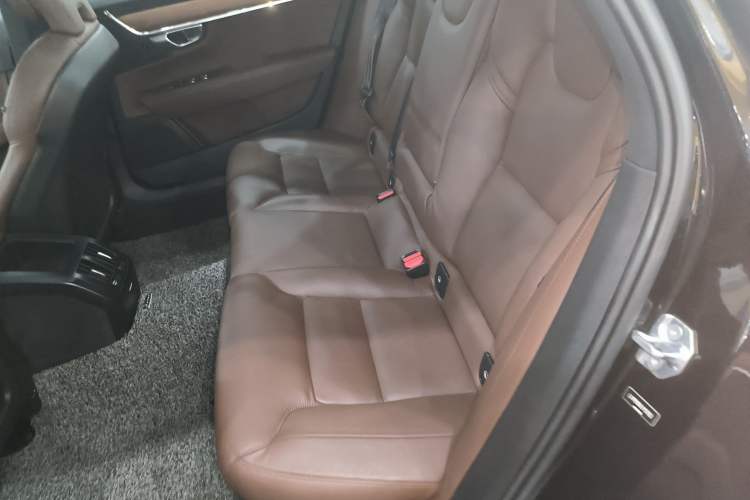 Used Volvo S90 2020 T5 Zhiyi Luxury Edition
