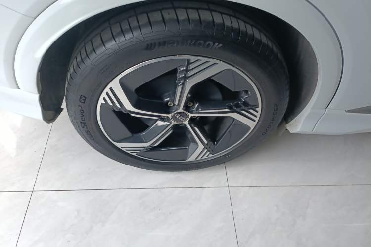 Used Audi Q4 e-tron 2023 50 e-tron quattro Visionary Edition