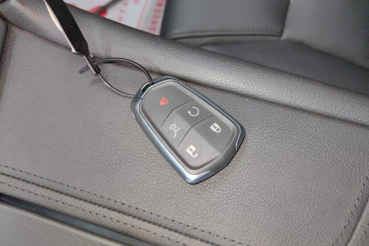 Used Cadillac XT5 2016 25T Luxury Model
