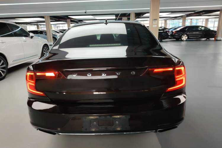 Used Volvo S90 2018 T5 Prestige Edition