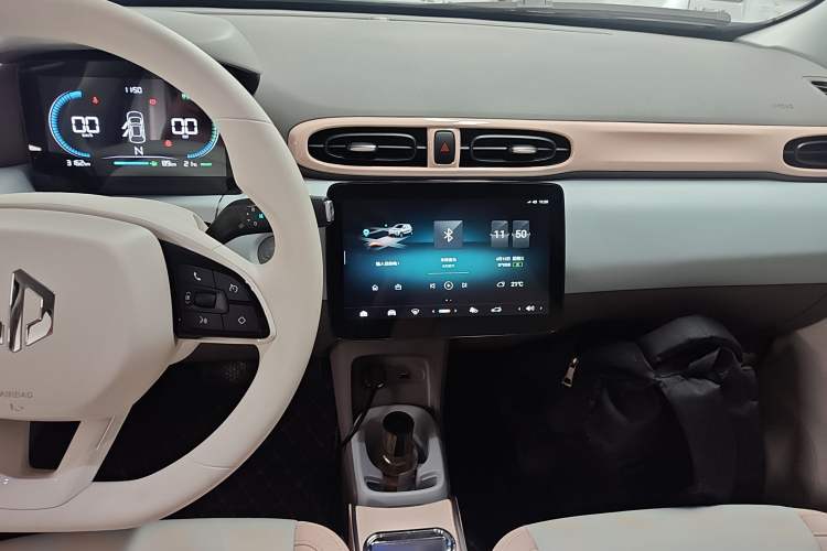 Used Leapmotor T03 2025 310 Comfort Edition Audio And AC Panel