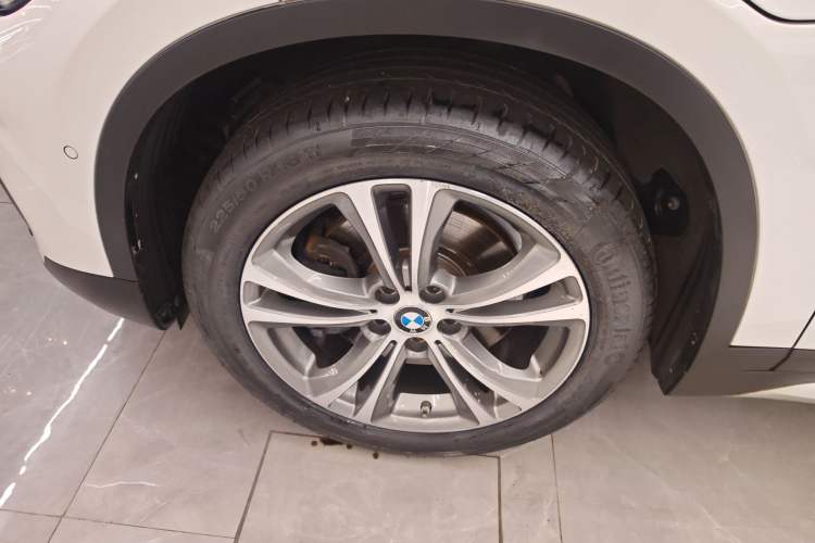 Used BMW X1 New Energy 2020 xDrive30Le Premium Edition Left Front Wheel Hub
