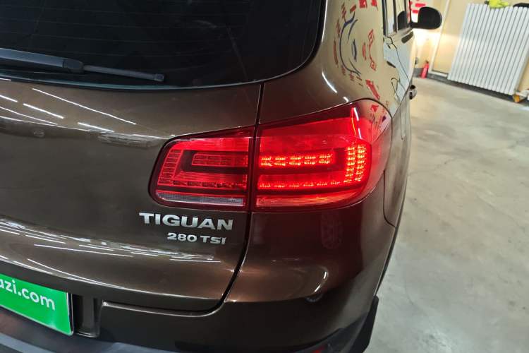 Used Volkswagen Tiguan 2016 280TSI Automatic Two-Wheel-Drive Silk Road Style Edition Right Rear Taillight