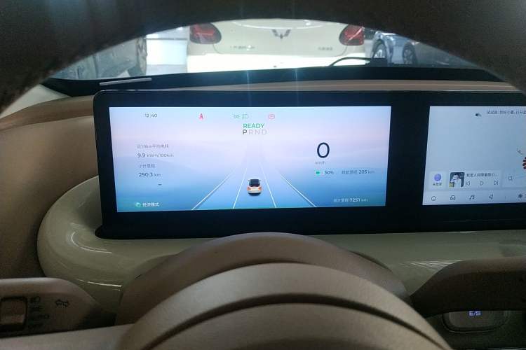 Used Wuling Bingo 2025 410 km Lingxi Deluxe Edition