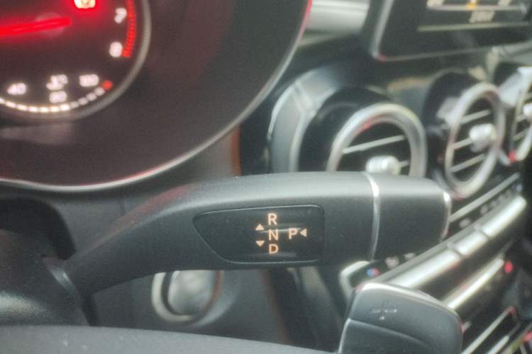 Used Mercedes-Benz C-Class 2017 Facelift C 200 Coupe Gear Lever