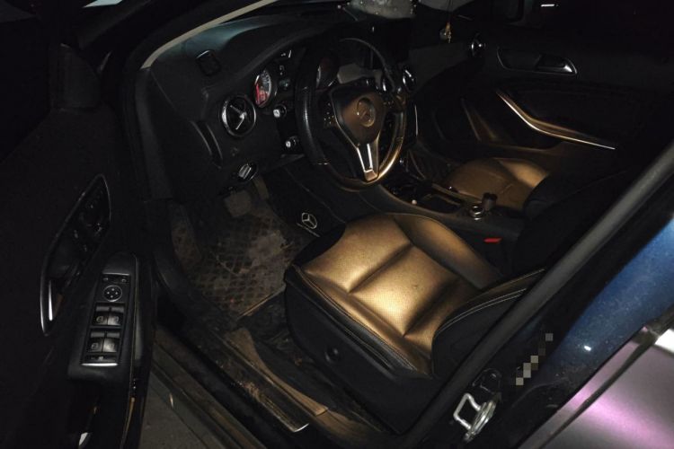 Used Mercedes-Benz GLA 2015 GLA 220 4MATIC Fashion Model
