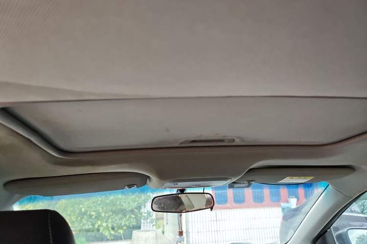 Used Buick GT 2015 15N Automatic Deluxe Edition Headliner