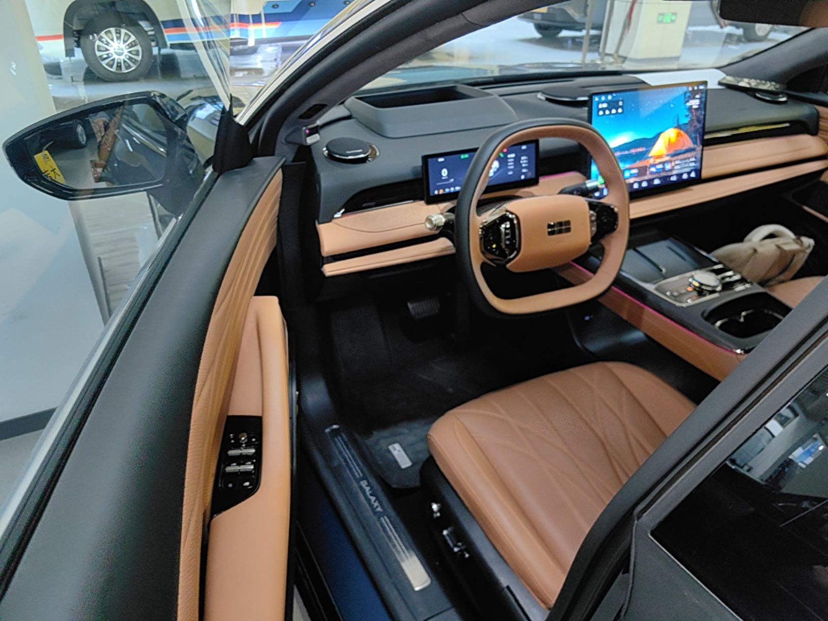 Geely Galaxy 8 2025 130km EM-P Starship Edition — снимка 18
