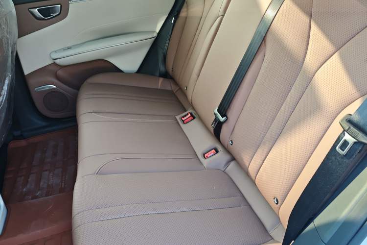 Used Wuling Bingo S 2025 Model 325km Deluxe Edition