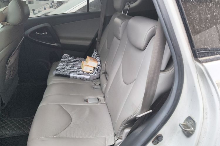 Used Toyota RAV4 2009 2.4L Automatic Luxury Edition